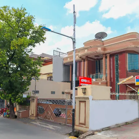 OYO 2547 Assirot Residence Near Medika Permata Hijau Hospital-3