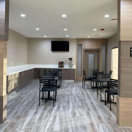 Super 8 By Wyndham Houston Nw Beltway 8-West Rd-3