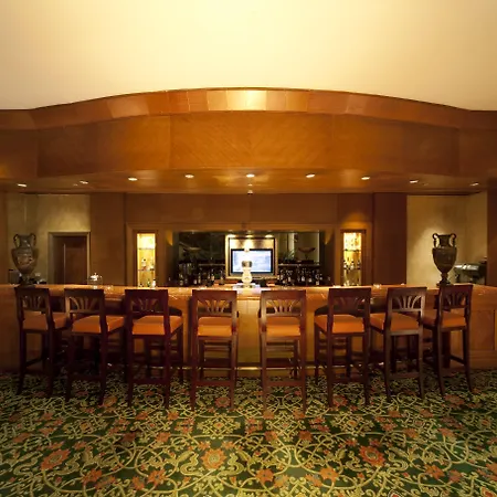 Mangkuluhur Artotel Suites-3