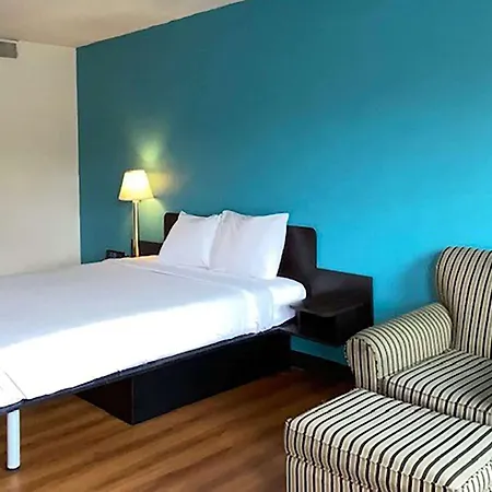Travelodge Inn & Suites By Wyndham Missoula University Park-2