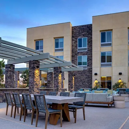 Hilton Garden Inn Temecula-2