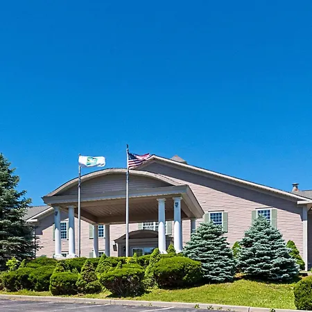 Quality Inn & Suites Schoharie Near Howe Caverns-3