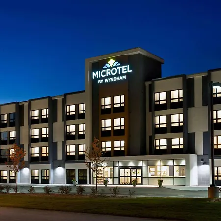 Microtel Inn & Suites By Wyndham Aurora-3