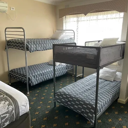 503 On Princes Drive Motel-2