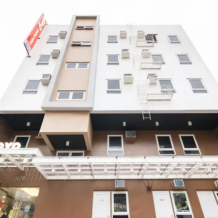 Oyo 152 Sangco Condotel-2