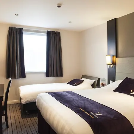 Premier Inn Nottingham City-2