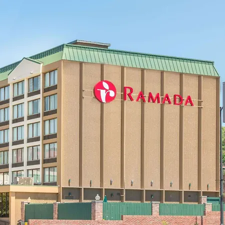 Ramada By Wyndham Cumberland Downtown-2