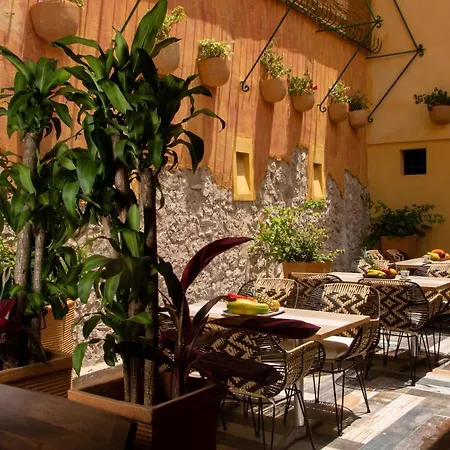 Casa Lorenza Hotel-3