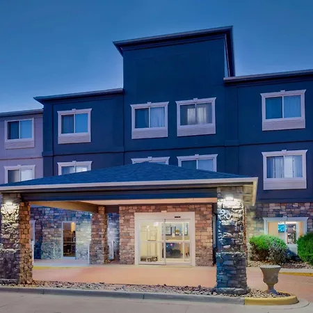 Baymont By Wyndham Henderson-Northeast Denver-2