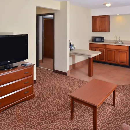 Hampton Inn Eagle Pass-3