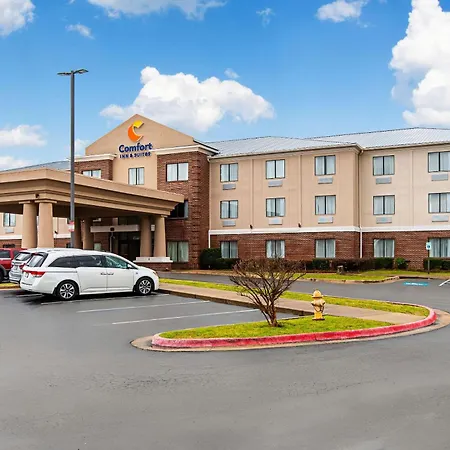 Comfort Inn & Suites Pine Bluff-3