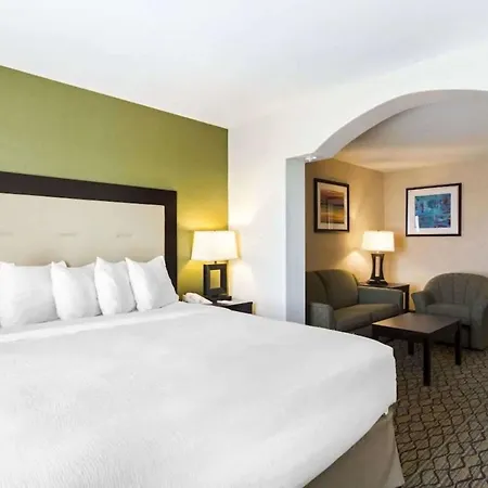 Clarion Hotel & Conference Centre-3