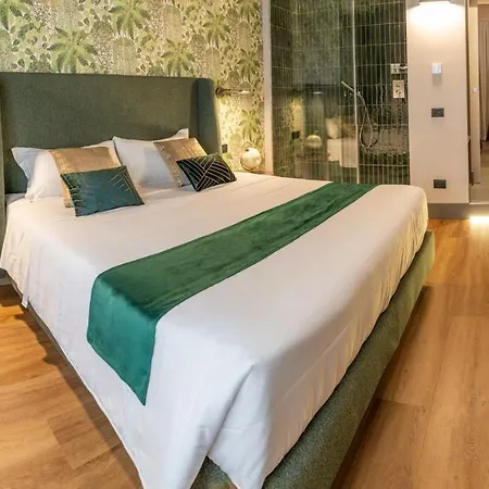 Castel Sant'Angelo Luxury Rooms & Tour-3