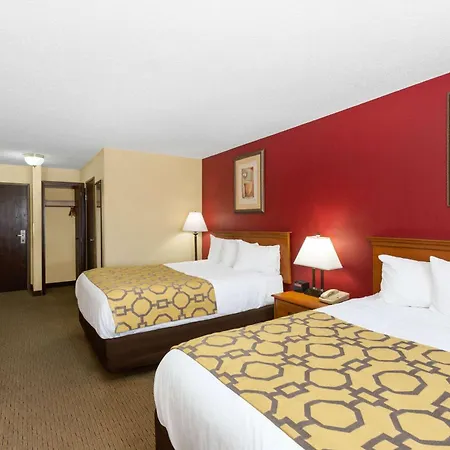 Baymont By Wyndham Fort Dodge-2