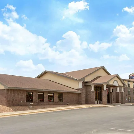 Americinn By Wyndham Ottumwa-2
