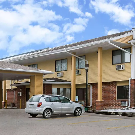 Super 8 By Wyndham Urbandale/Des Moines Area-3