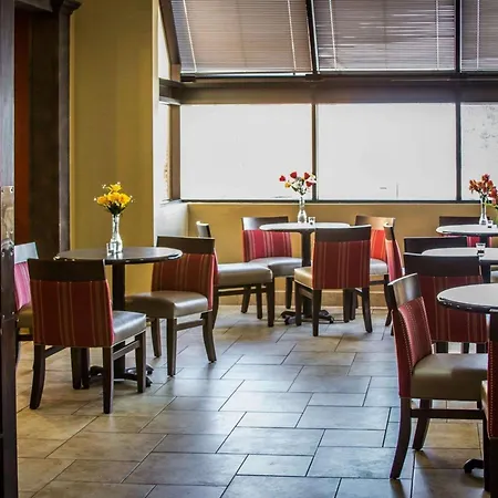 Quality Inn & Suites Port Huron-2