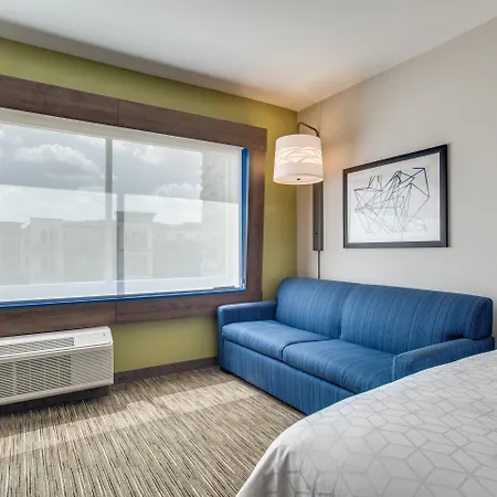 Holiday Inn Express & Suites - Denton South By Ihg-2