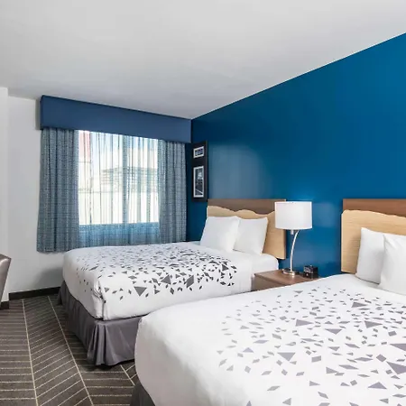 La Quinta Long Island City-3