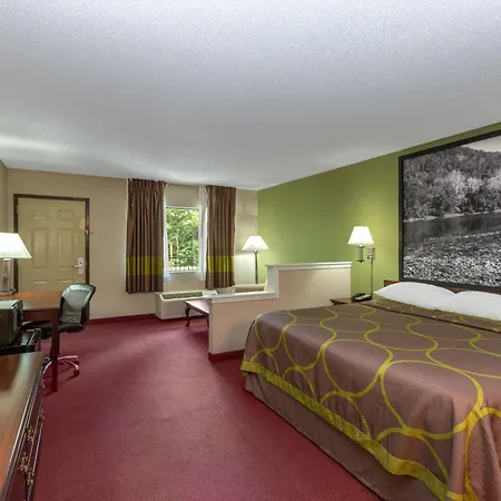 Super 8 By Wyndham Eureka Springs-2