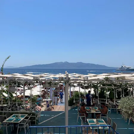 Cocktail & Dreams - Beach Hotel-2