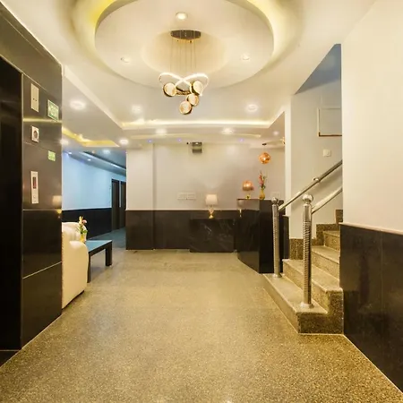 Hotel Earth-3