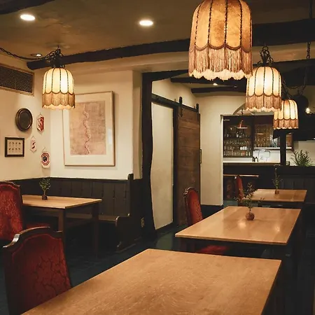 Hotel Haus St Anton-3