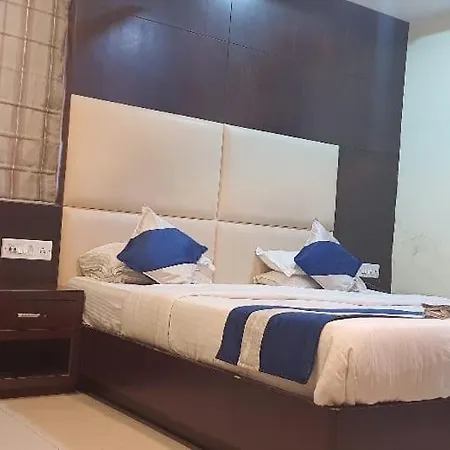 Hotel Presidency Inn-3