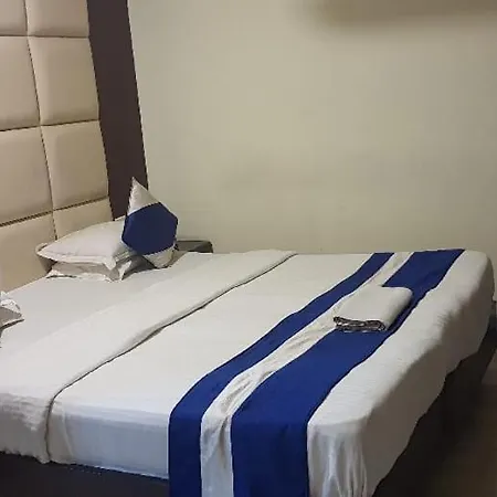 Hotel Presidency Inn-3