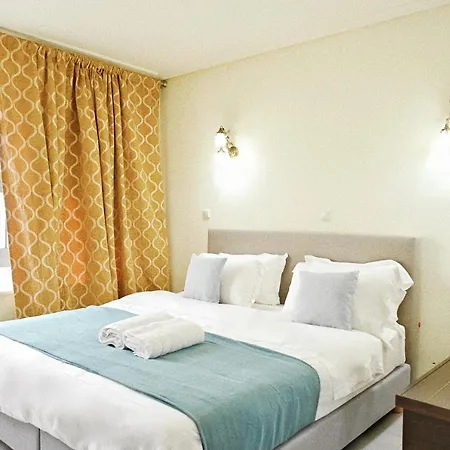 New Times Home & Hotels Near Metro Station Athens Center-3