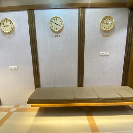 Hotel Bkc Crown - Near Trade Centre, Visa Consulate-2