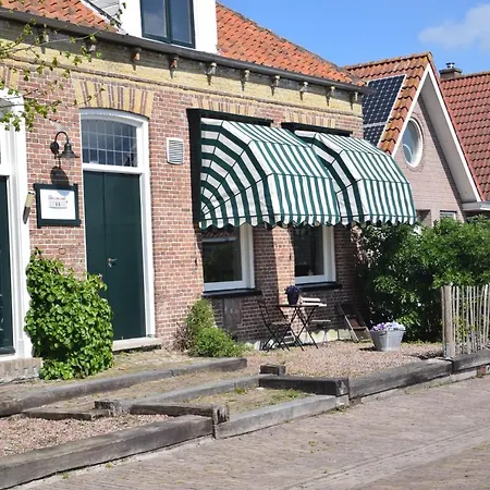 Huisje onder de Linden-2