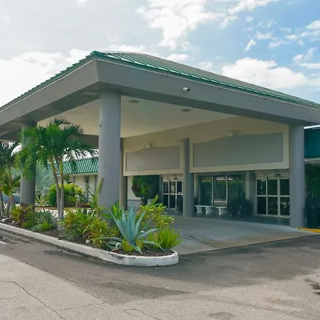Sarasota Cay Club #614 Bunk Bed, Heated Pool, Tiki Bar, More!-2