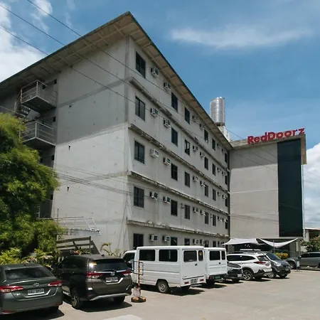 Reddoorz @ Insular Square Mandaue City-3