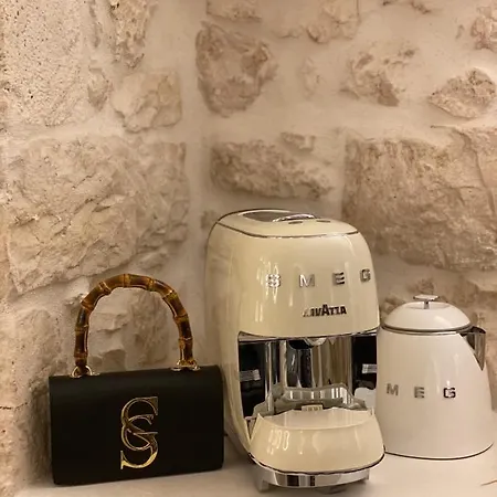 Alesia Luxury Cave-2