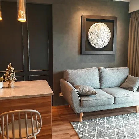 R30 Apartemen Gateway Pasteur 2BR Daymentroom-3
