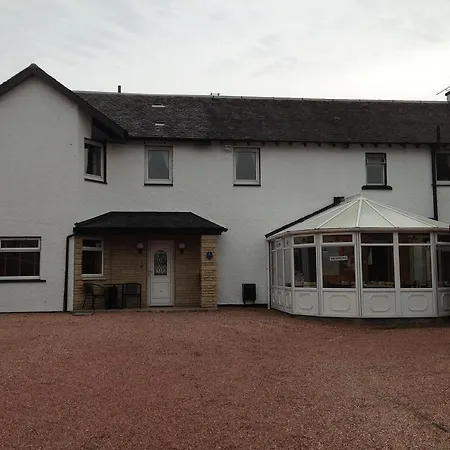 Whitehouse Guest House-2