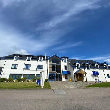 Waterfront Lodge - Accommodation Only-3