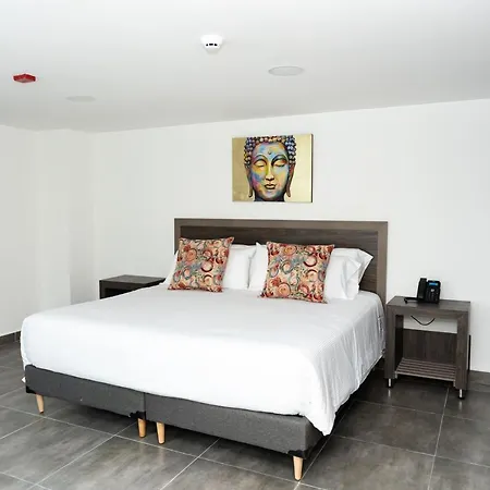 Hotel Qatar Cali-2