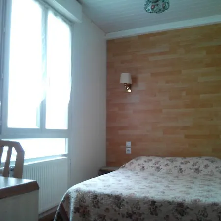 Hotel Lamartine -Parking Dauphine-2