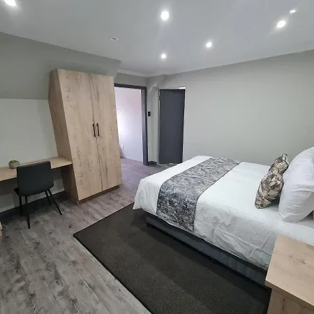 Luxe On Ridge Boutique Hotel-2