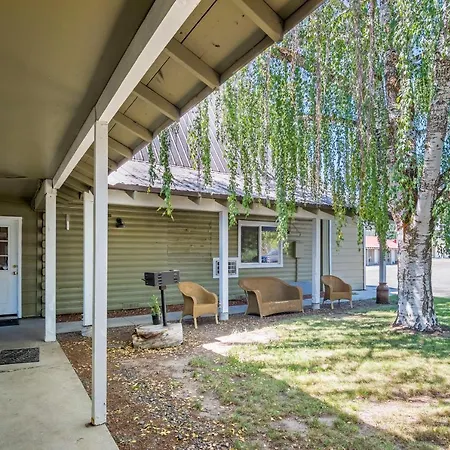 Birch Glen Lodge-2