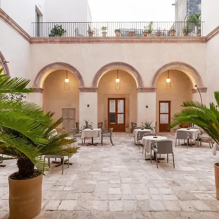 Palazzo Tafuri Boutique Hotel-2