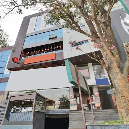 Treebo Krishnam Boutique-3