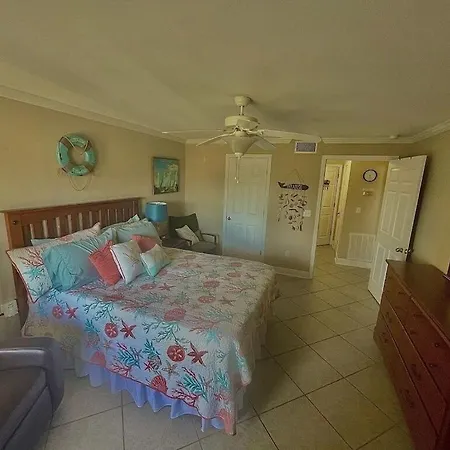 Biloxi Beach Condo-2