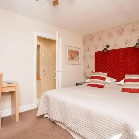 Pretty Maid House B&B-2