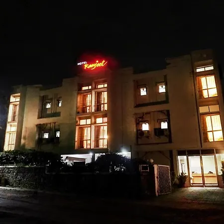 Itsy Hotels Ranjeet-3
