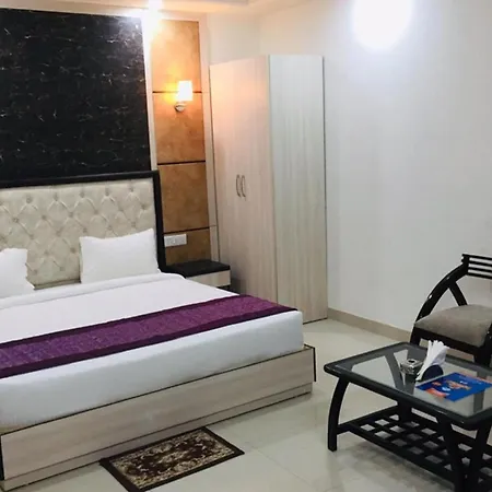 Aero Home Stay- Bed & Breakfast-2