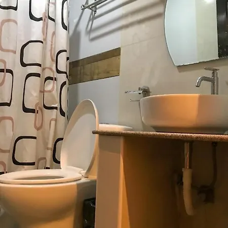 E.I. Suites-3