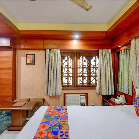 Fabhotel Panasia International-3